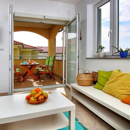 Apartman Eli Smokvica 클레노비차 외부 사진