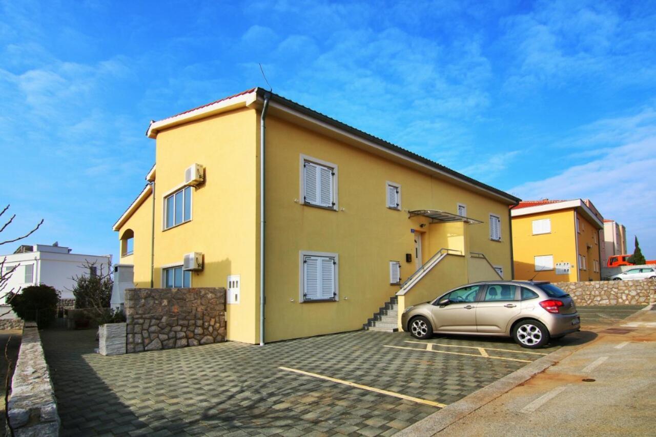 Apartman Eli Smokvica 클레노비차 외부 사진