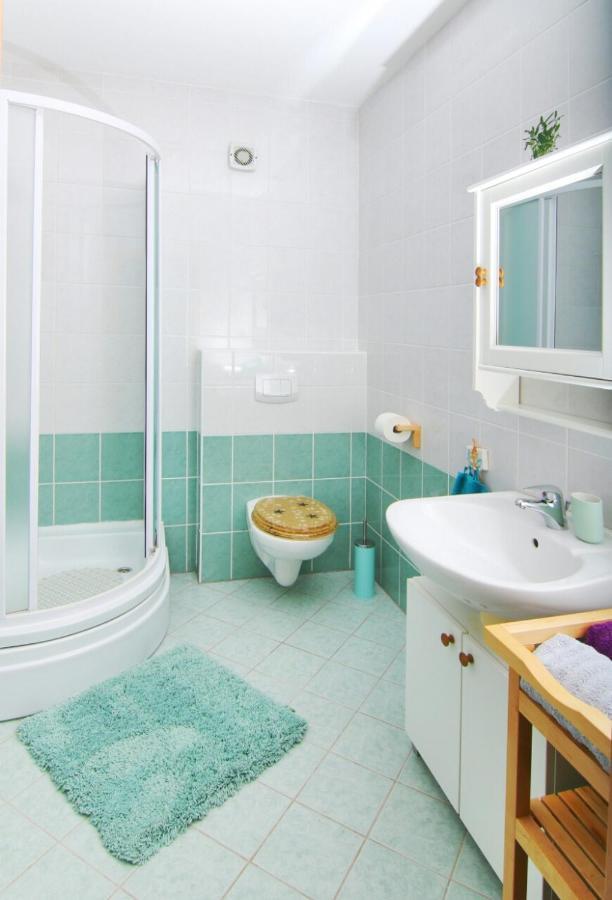 Apartman Eli Smokvica 클레노비차 외부 사진